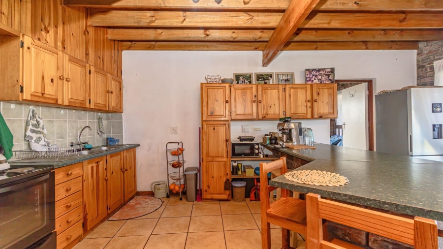 6 Bedroom Property for Sale in Tergniet Western Cape